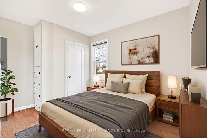 Photo 15 at 269 Queensdale Avenue E, Inch Park, Hamilton