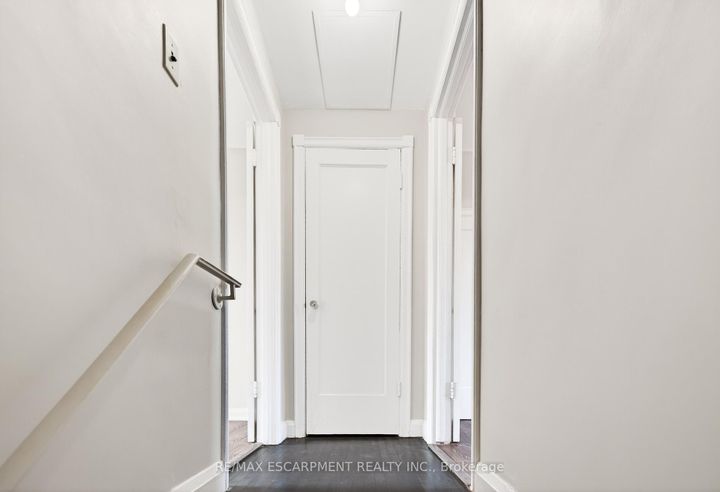 Photo 17 at 269 Queensdale Avenue E, Inch Park, Hamilton