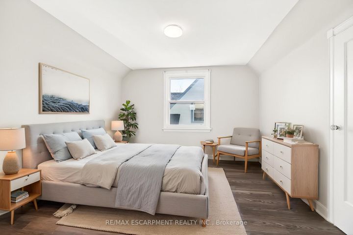 Photo 21 at 269 Queensdale Avenue E, Inch Park, Hamilton