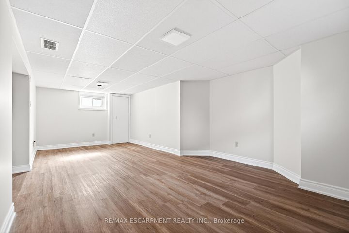 Photo 26 at 269 Queensdale Avenue E, Inch Park, Hamilton