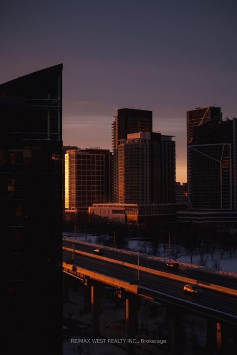 Photo 5 at 1915 - 35 Bastion Street, Niagara, Toronto