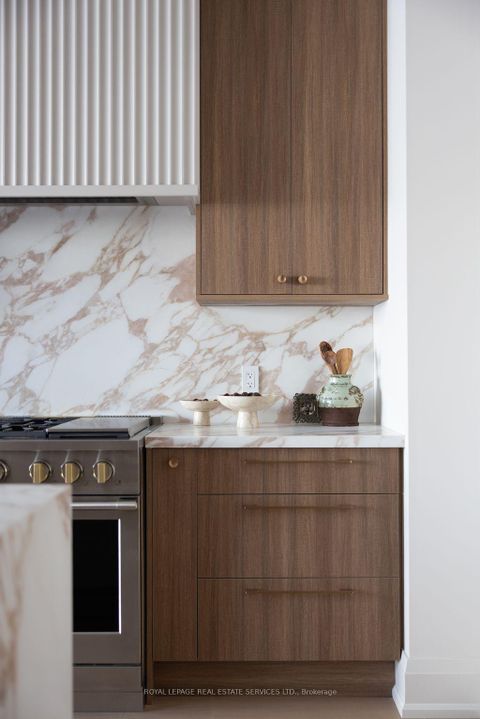 Photo 7 at 168 Bedford Park Avenue, Lawrence Park North, Toronto