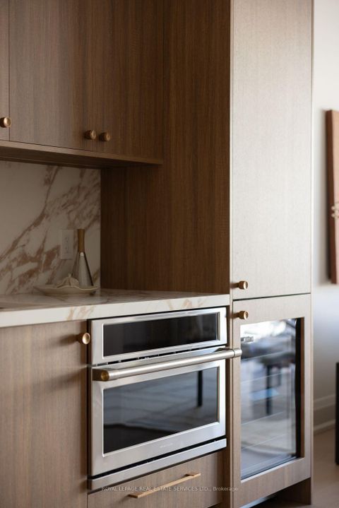 Photo 10 at 168 Bedford Park Avenue, Lawrence Park North, Toronto