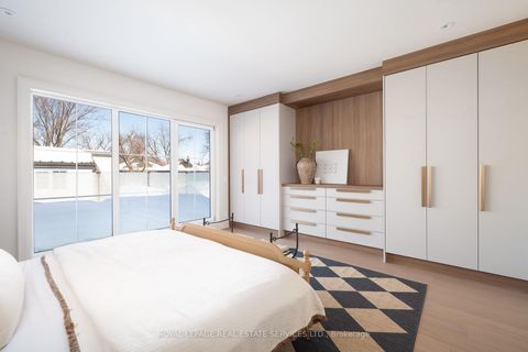 Photo 18 at 168 Bedford Park Avenue, Lawrence Park North, Toronto