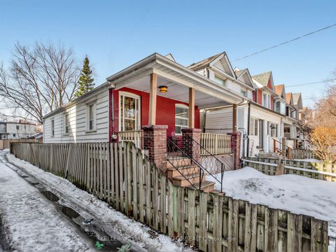 Photo 4 at 12R Hastings Avenue, South Riverdale, Toronto
