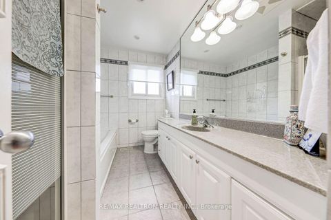Photo 21 at 15 Willimart Court, Newtonbrook West, Toronto