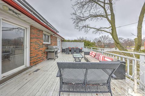 Photo 37 at 15 Willimart Court, Newtonbrook West, Toronto