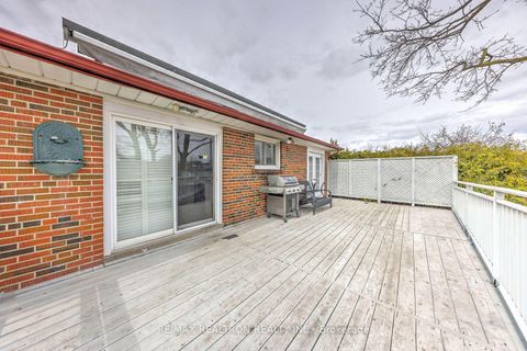 Photo 47 at 15 Willimart Court, Newtonbrook West, Toronto