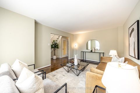 Photo 15 at 85 Colvin Crescent, Brownridge, Vaughan