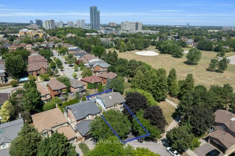 Photo 39 at 85 Colvin Crescent, Brownridge, Vaughan