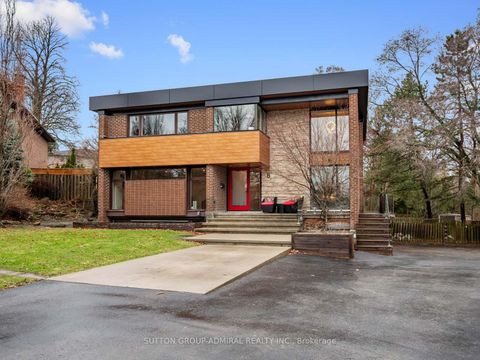 Photo 1 at 8 Foxdale Court, Steeles, Toronto