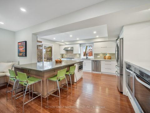 Photo 12 at 8 Foxdale Court, Steeles, Toronto