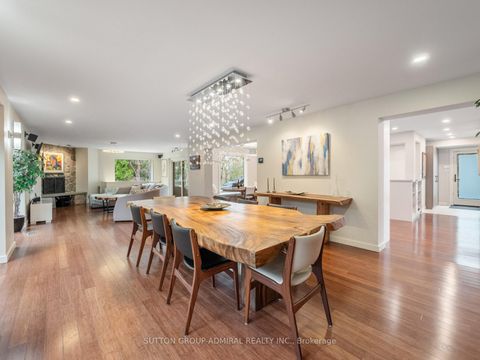 Photo 16 at 8 Foxdale Court, Steeles, Toronto