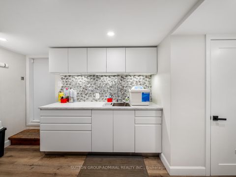 Photo 38 at 8 Foxdale Court, Steeles, Toronto