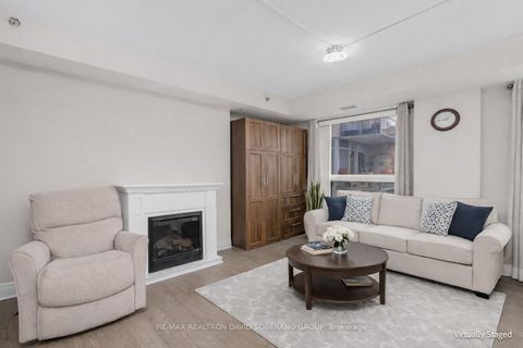 Photo 4 at 315 - 701 Sheppard Avenue W, Clanton Park, Toronto