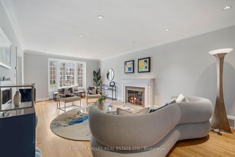 Photo 10 at 268 Cortleigh Boulevard, Lawrence Park South, Toronto