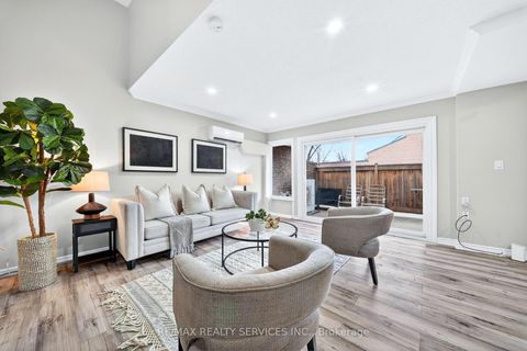 Photo 16 at 179 Milestone Crescent, Aurora Village, Aurora