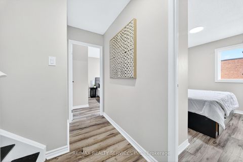 Photo 23 at 179 Milestone Crescent, Aurora Village, Aurora