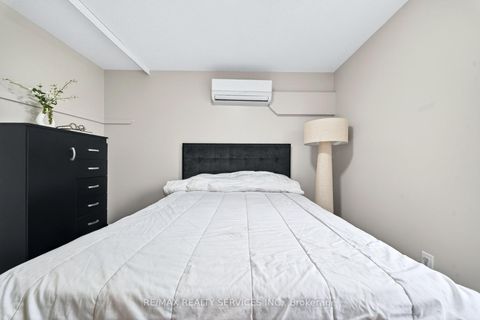 Photo 25 at 179 Milestone Crescent, Aurora Village, Aurora