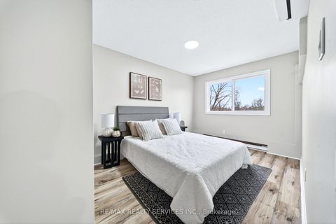 Photo 27 at 179 Milestone Crescent, Aurora Village, Aurora