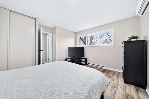 Photo 35 at 179 Milestone Crescent, Aurora Village, Aurora