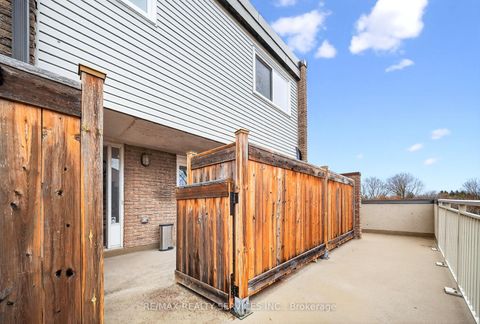 Photo 39 at 179 Milestone Crescent, Aurora Village, Aurora