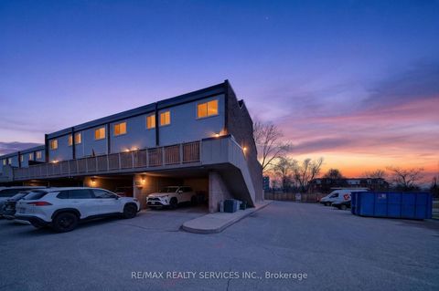Photo 47 at 179 Milestone Crescent, Aurora Village, Aurora