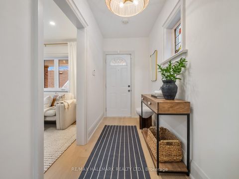 Photo 2 at 230 Audrey Avenue, Cliffside, Toronto