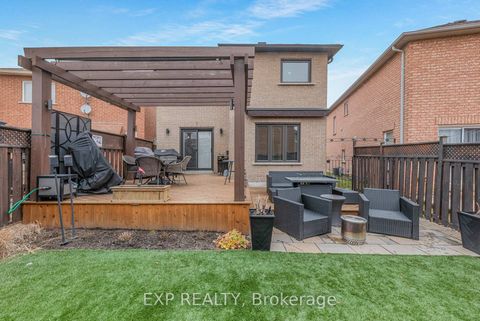 Photo 44 at 138 Princeton Gate, Maple, Vaughan