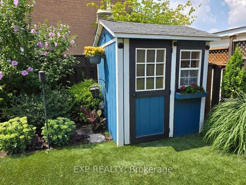 Photo 45 at 138 Princeton Gate, Maple, Vaughan