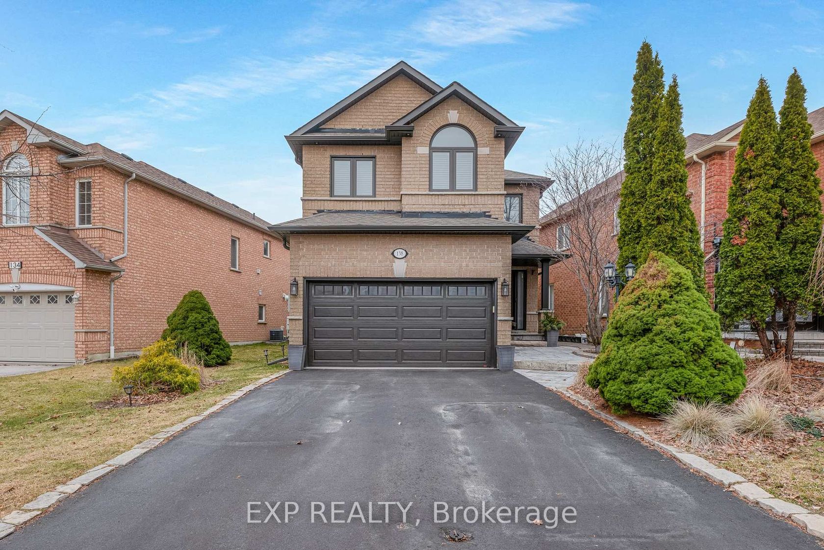 138 Princeton Gate, Maple, Vaughan photo number 2