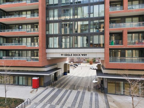 Photo 2 at 305 - 99 Eagle Rock Way, Rural Vaughan, Vaughan