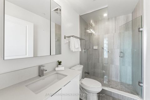 Photo 19 at 305 - 99 Eagle Rock Way, Rural Vaughan, Vaughan