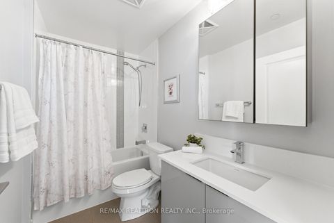 Photo 22 at 305 - 99 Eagle Rock Way, Rural Vaughan, Vaughan