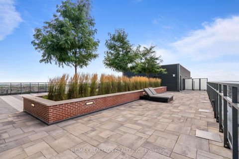 Photo 42 at 305 - 99 Eagle Rock Way, Rural Vaughan, Vaughan