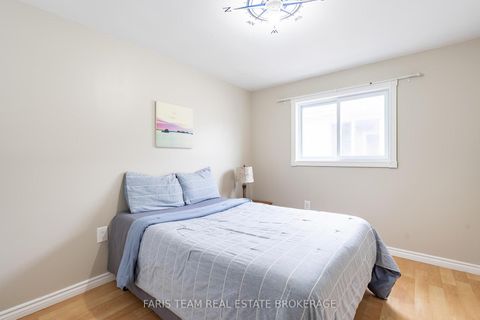 Photo 14 at 13 Maitland Drive, Grove East, Barrie