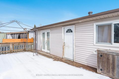 Photo 23 at 13 Maitland Drive, Grove East, Barrie