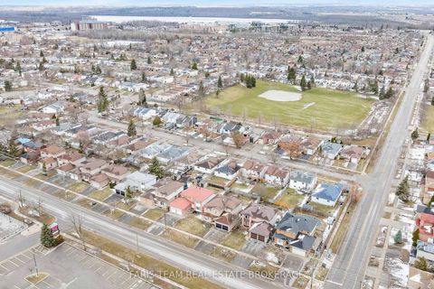 Photo 31 at 13 Maitland Drive, Grove East, Barrie