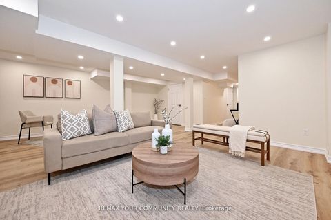 Photo 6 at 67 - 635 Tapestry Lane, Wyndham, Newmarket