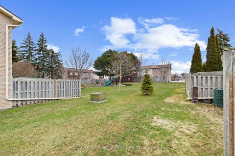 Photo 29 at 93 - 580 Eyer Drive, West Shore, Pickering