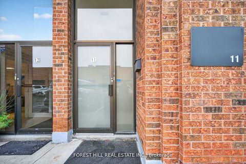 Photo 2 at 11 - 241 Edgeley Boulevard, Concord, Vaughan