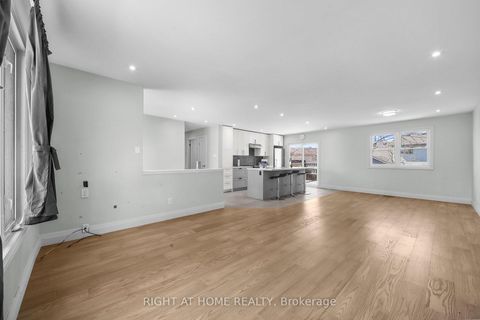 Photo 4 at 60 HEATHER Street, Sunnidale, Barrie