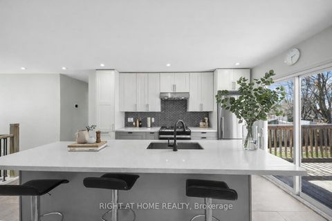 Photo 6 at 60 HEATHER Street, Sunnidale, Barrie