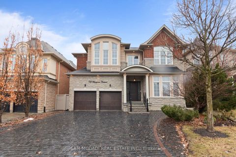 Photo 1 at 92 Heintzman Crescent, Patterson, Vaughan