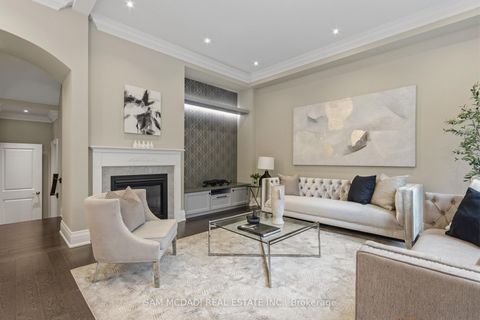 Photo 18 at 92 Heintzman Crescent, Patterson, Vaughan