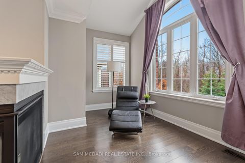 Photo 24 at 92 Heintzman Crescent, Patterson, Vaughan