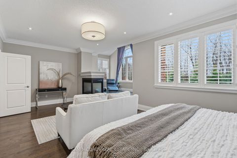 Photo 26 at 92 Heintzman Crescent, Patterson, Vaughan