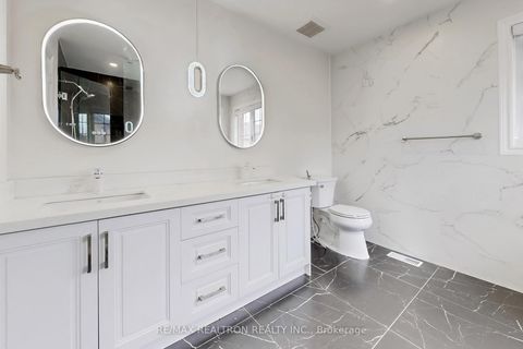 Photo 24 at 17 Delattaye Avenue, Bayview Northeast, Aurora