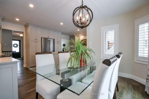 Photo 8 at 91 Benson Drive, Sandy Hollow, Barrie