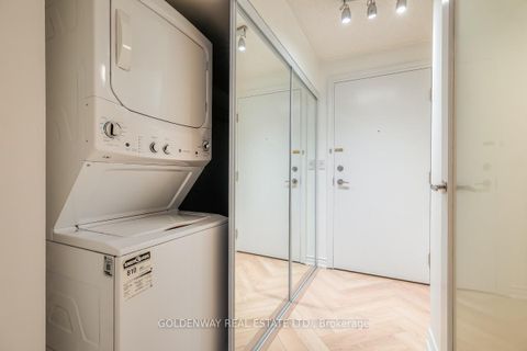 Photo 14 at 708 - 270 Wellington Street W, Waterfront Communities C1, Toronto